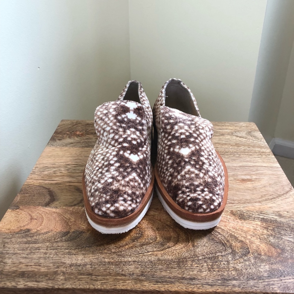 Free People Brown White Snake Eyes loafers 36 - Picture 3 of 8